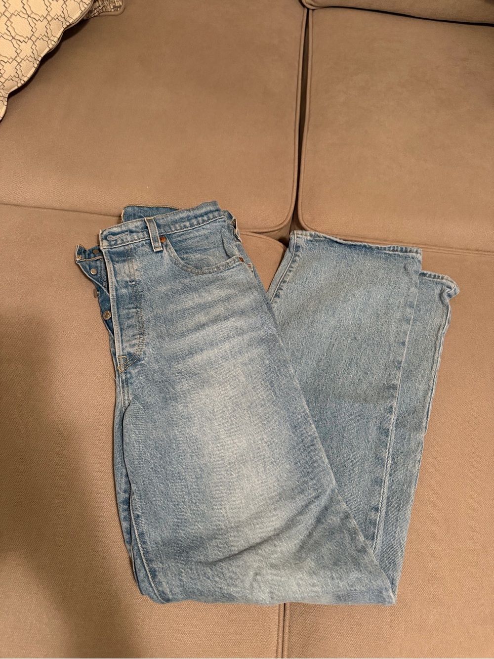 Levi's Ribcage Straight Ankle Jeans